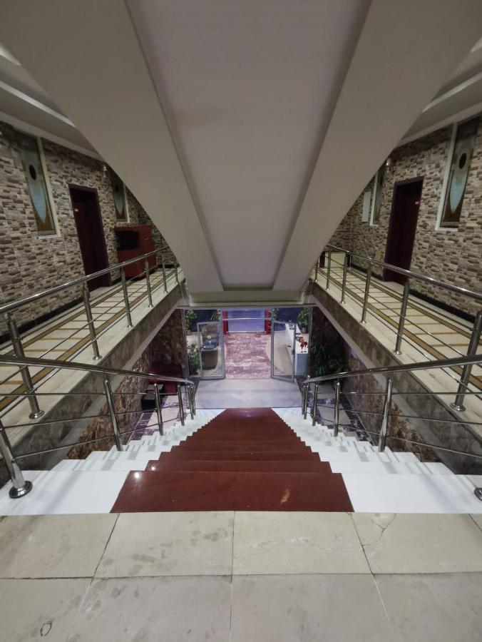Triple One Hotel Abbottabad Esterno foto